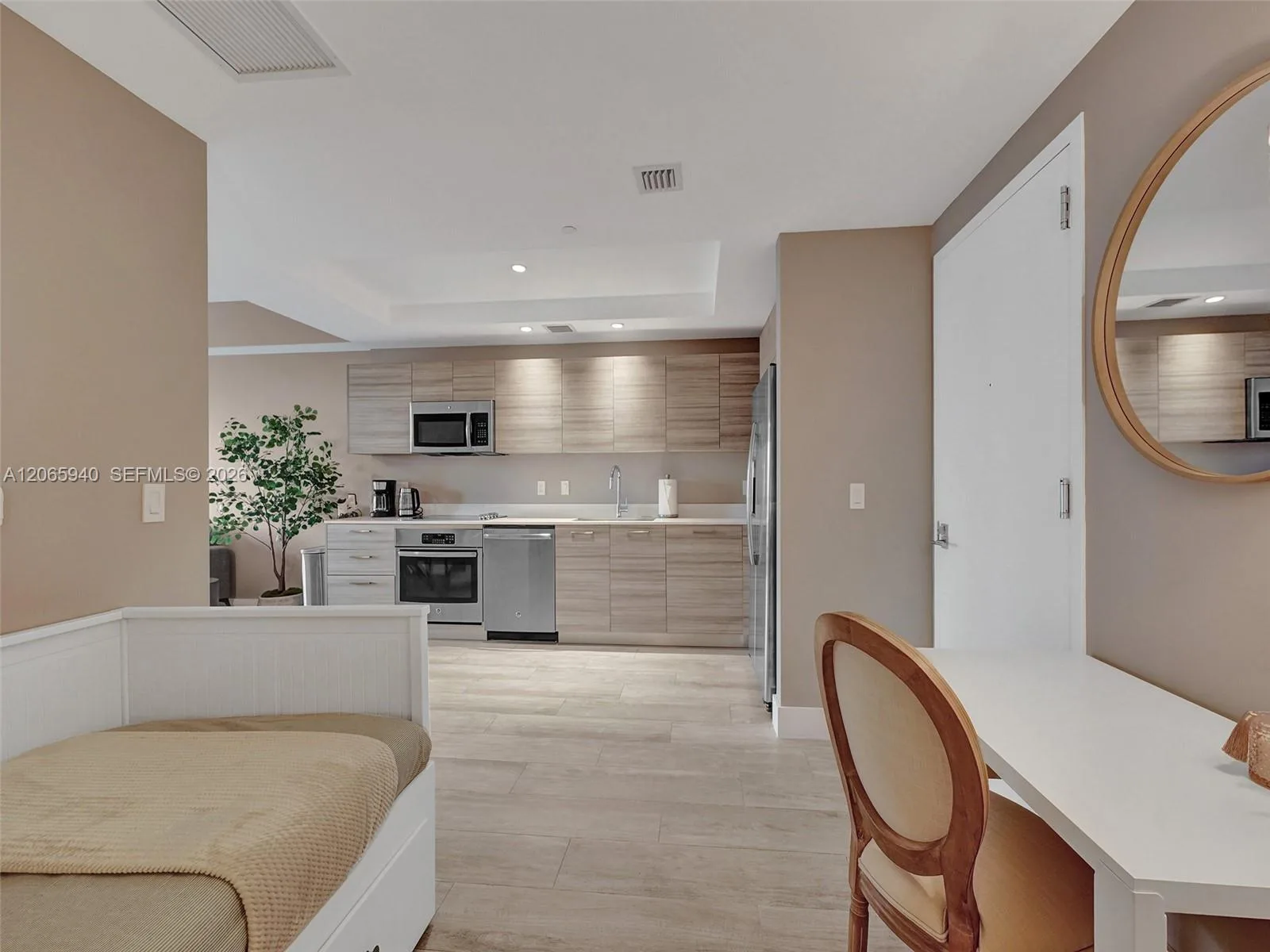 121 NE 34th St # 2106A, Miami, FL 33137 photo 5
