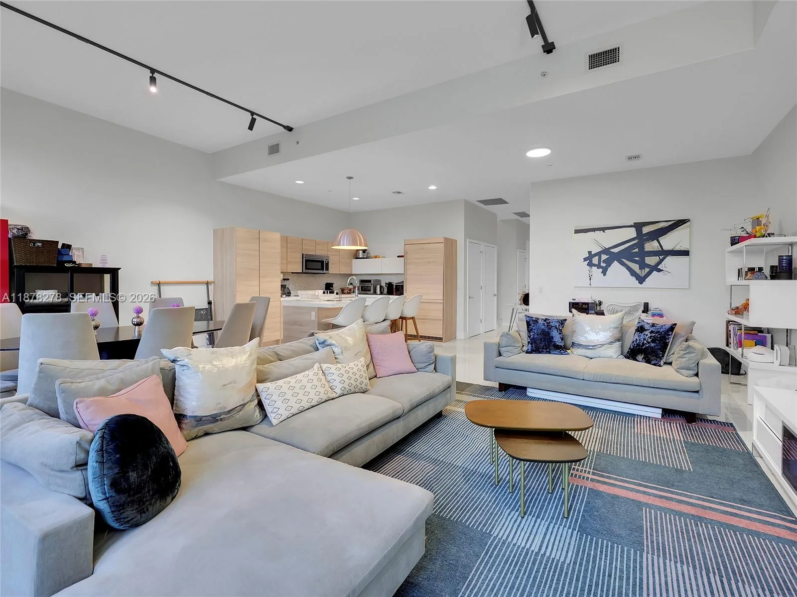 16385 Biscayne Blvd # 105, North Miami Beach, FL 33160 photo 10