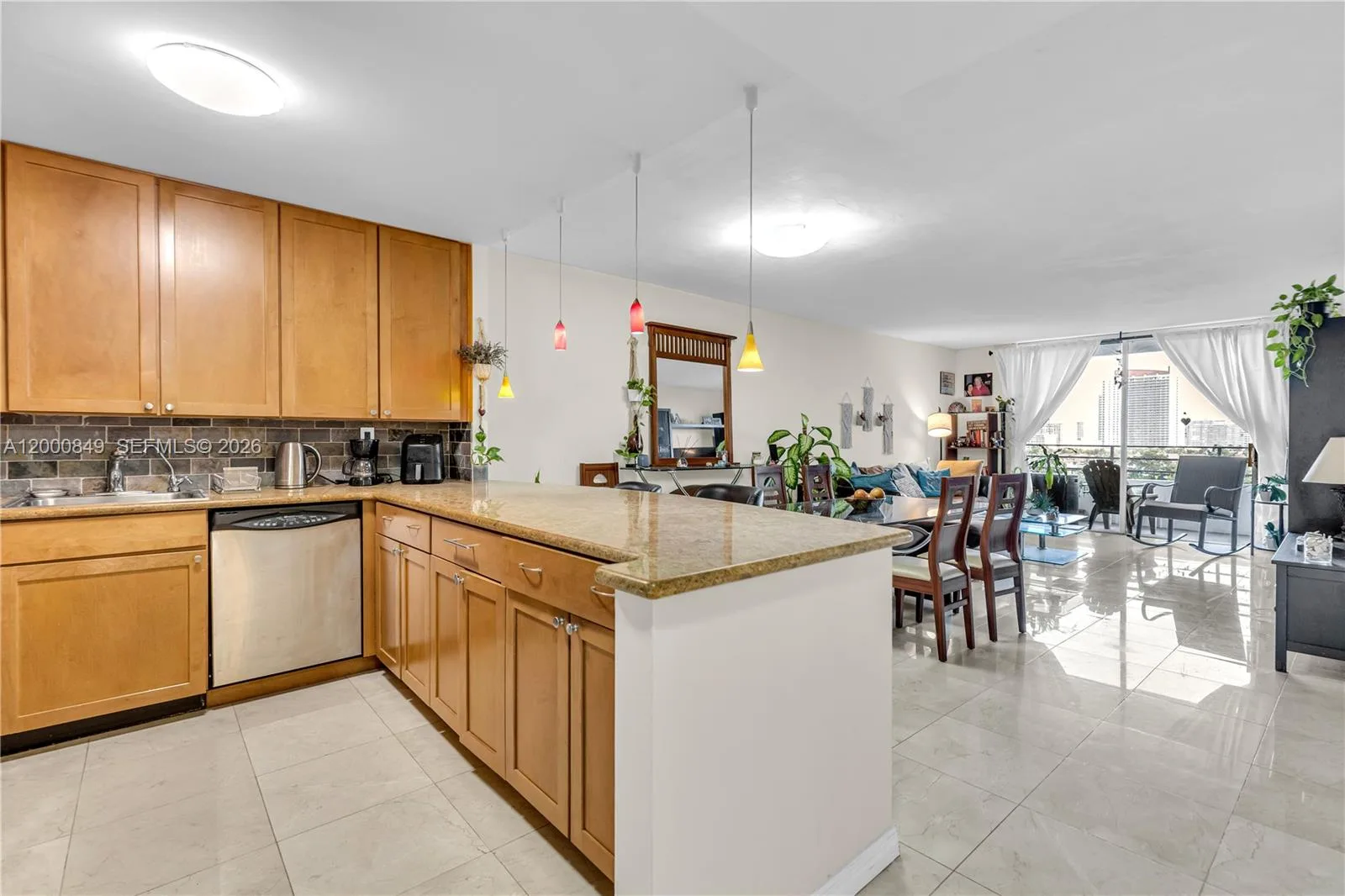 600 Three Islands Blvd # 618, Hallandale Beach, FL 33009