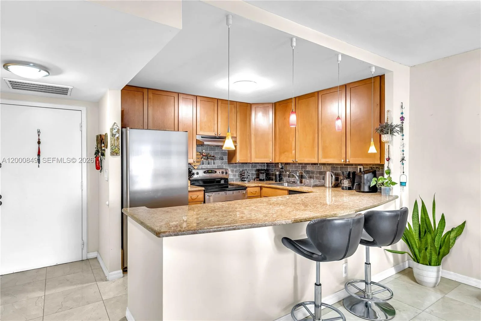 600 Three Islands Blvd # 618, Hallandale Beach, FL 33009 photo 3
