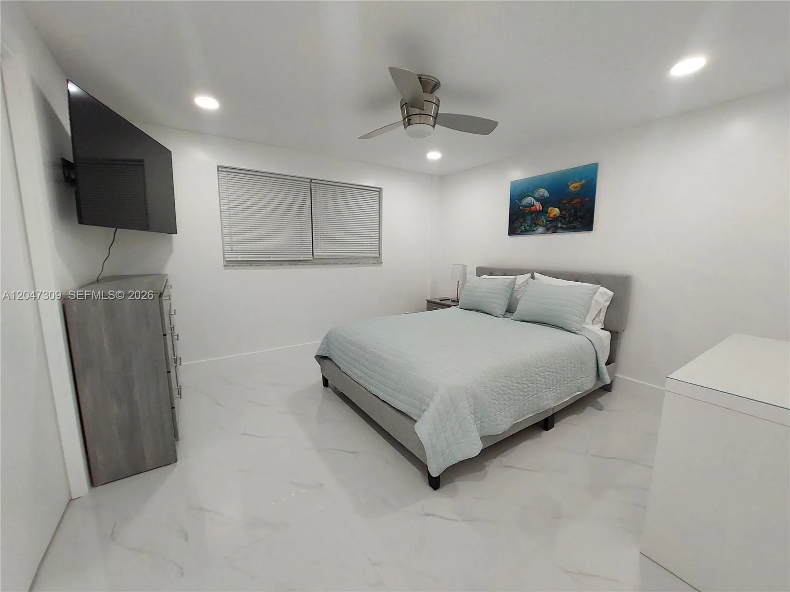 400 Golden Isles Dr # 47, Hallandale Beach, FL 33009 photo 11