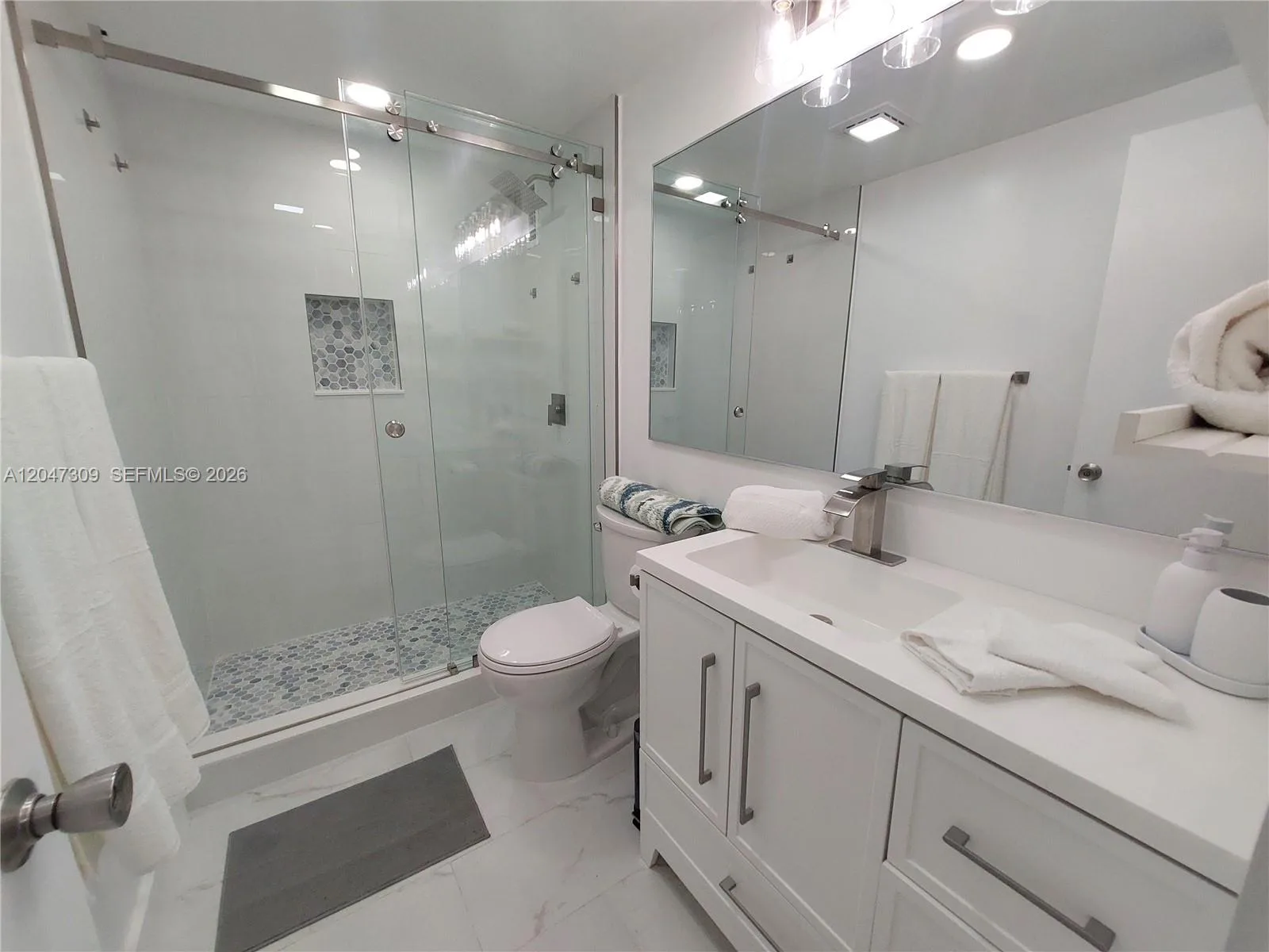 400 Golden Isles Dr # 47, Hallandale Beach, FL 33009 photo 12