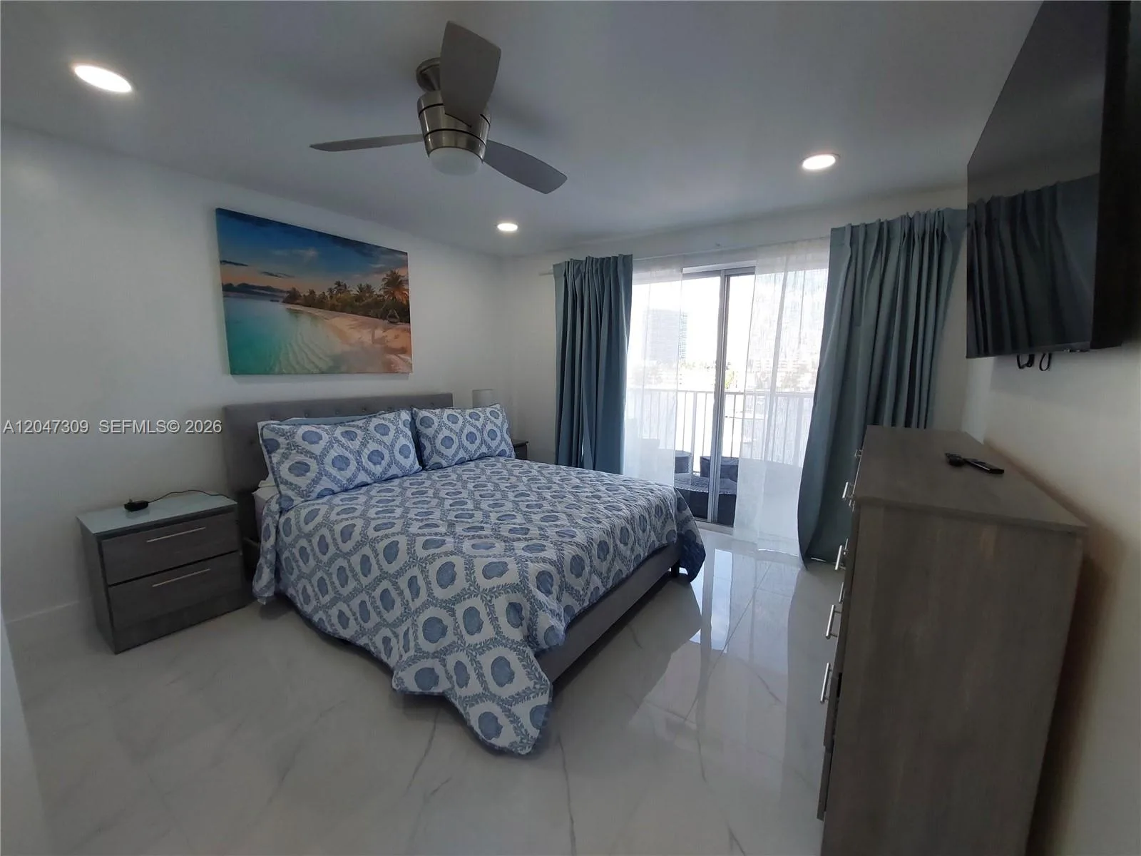 400 Golden Isles Dr # 47, Hallandale Beach, FL 33009 photo 8