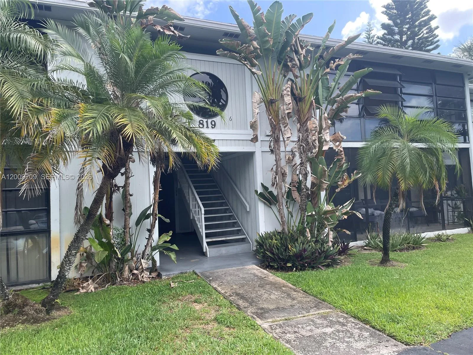 819 NE 199th St # 6-205, Miami, FL 33179 photo 2