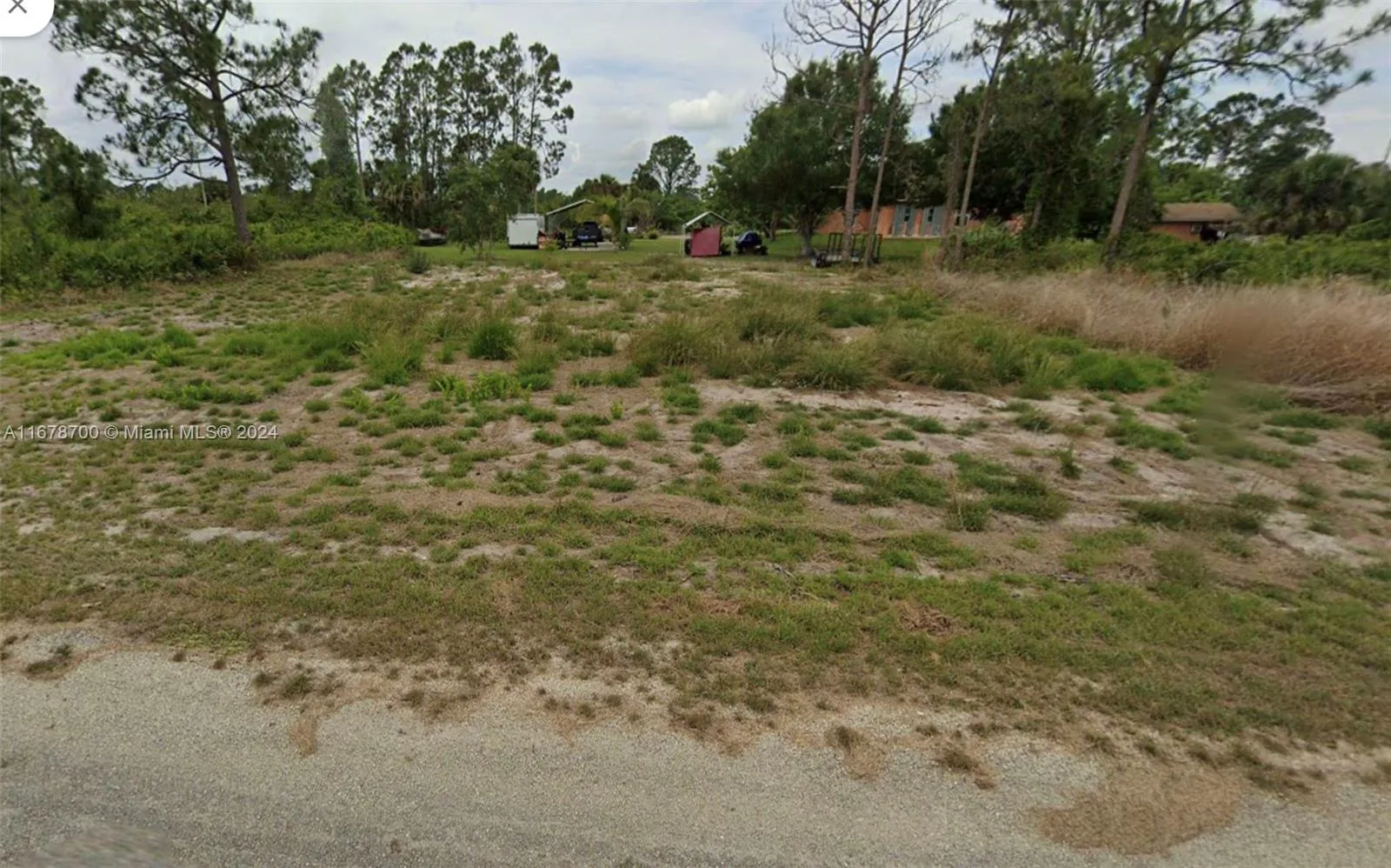 722 Nina Av, Lehigh Acres, FL 33974