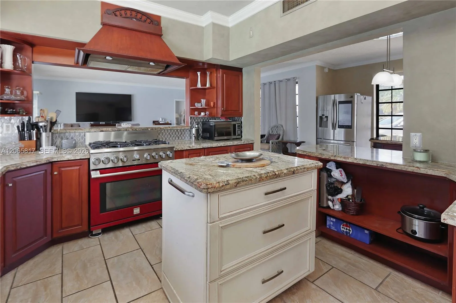910 N 14th Ct, Hollywood, FL 33020 photo 9