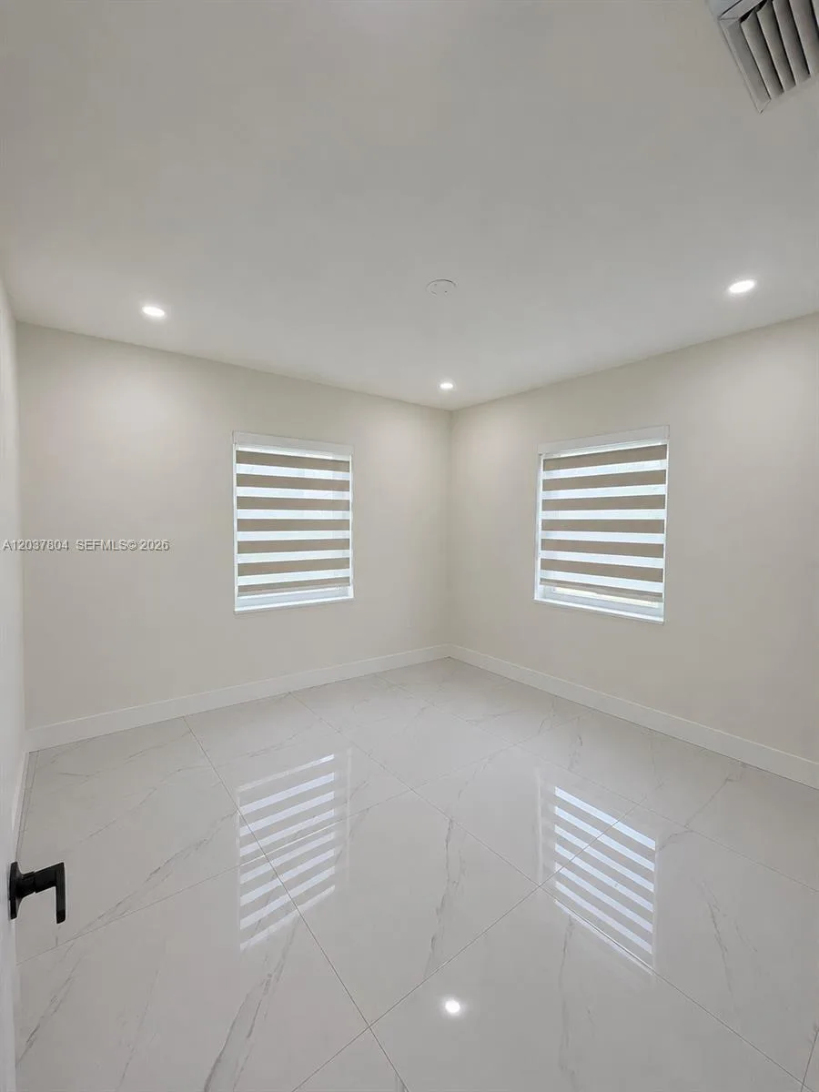 4240 SW 14th St, Miami, FL 33134 photo 12