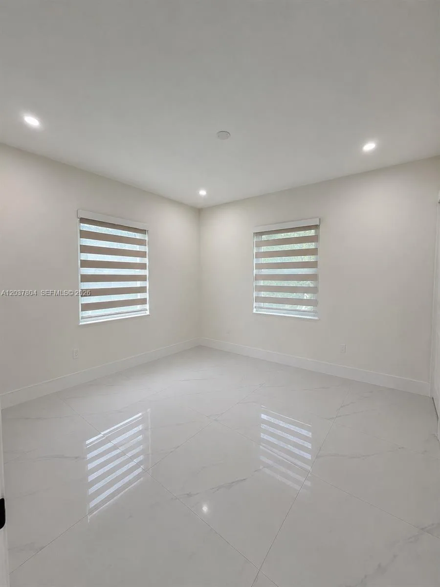 4240 SW 14th St, Miami, FL 33134 photo 13