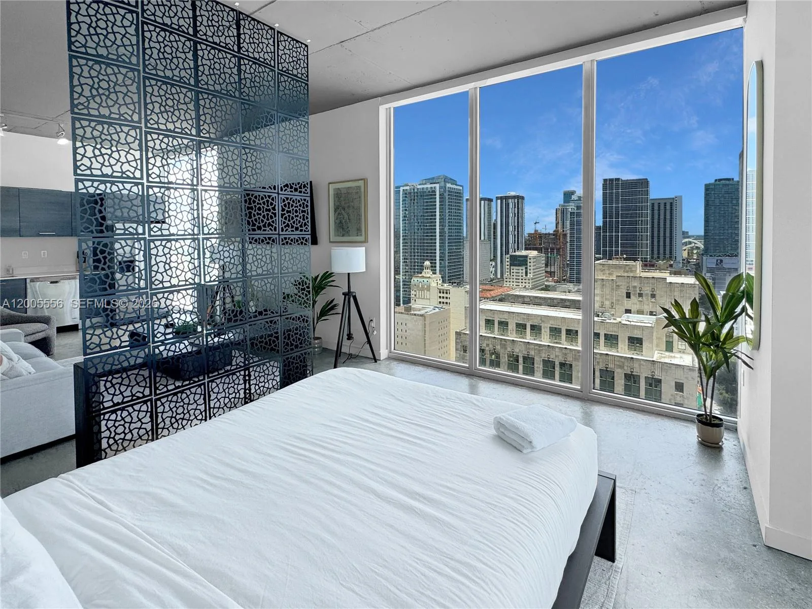 151 SE 1st St # 2702, Miami, FL 33131 photo 9