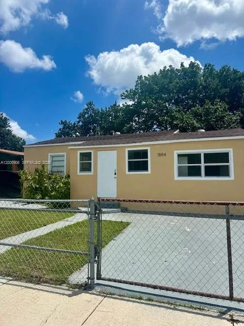 1884 NW 52nd St # 0, Miami, FL 33142 photo 2