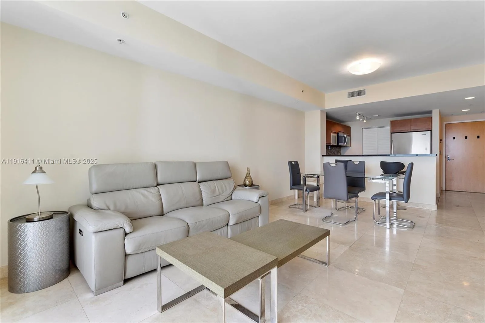 253 NE 2nd St # 1803, Miami, FL 33132 photo 5