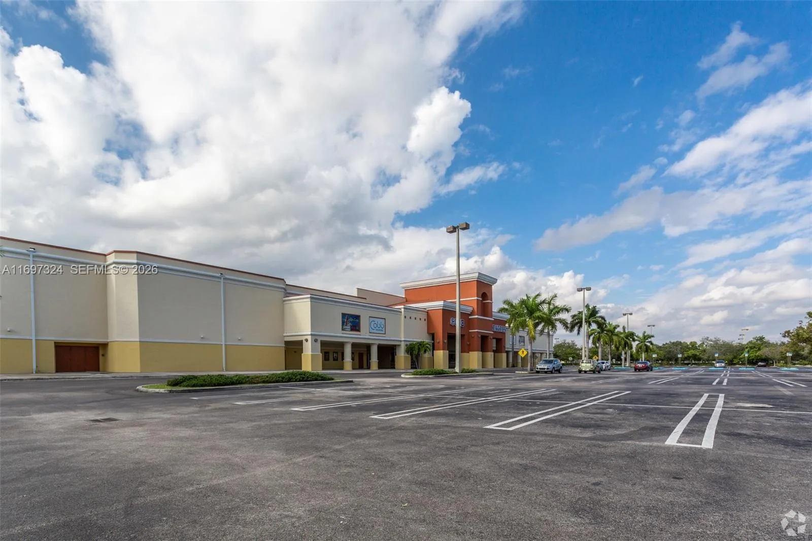 17355 NW 59th Ave, Hialeah, FL 33015 photo 3