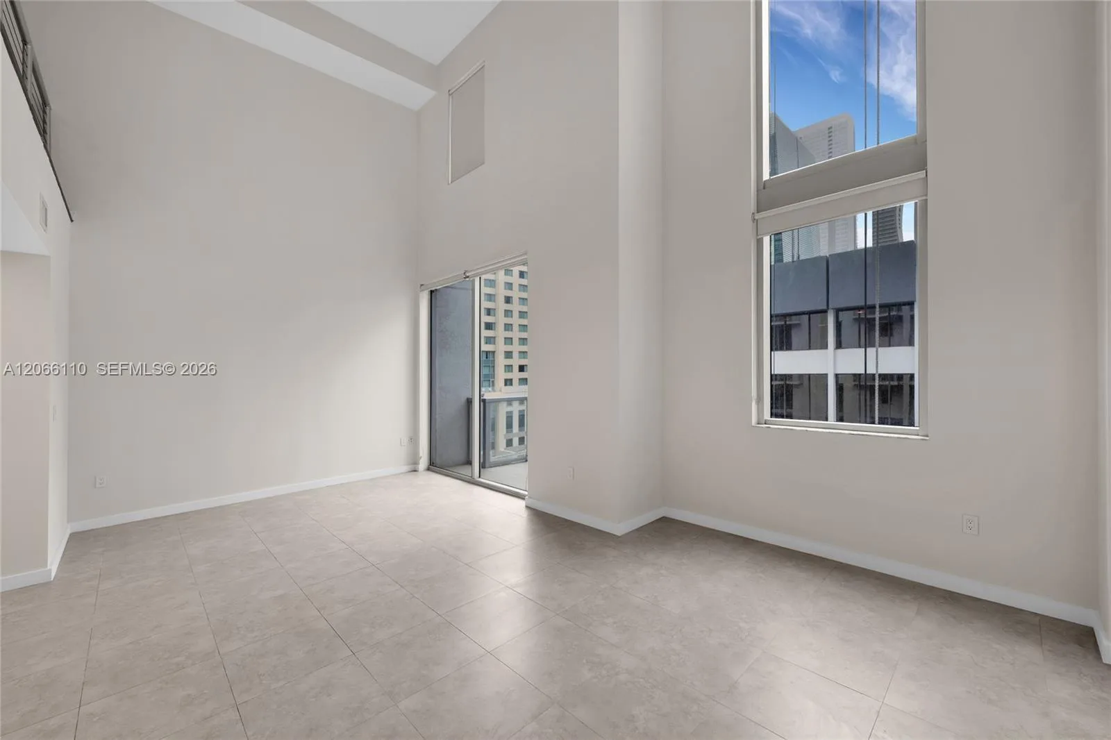 1060 Brickell Ave # 815, Miami, FL 33131 photo 8