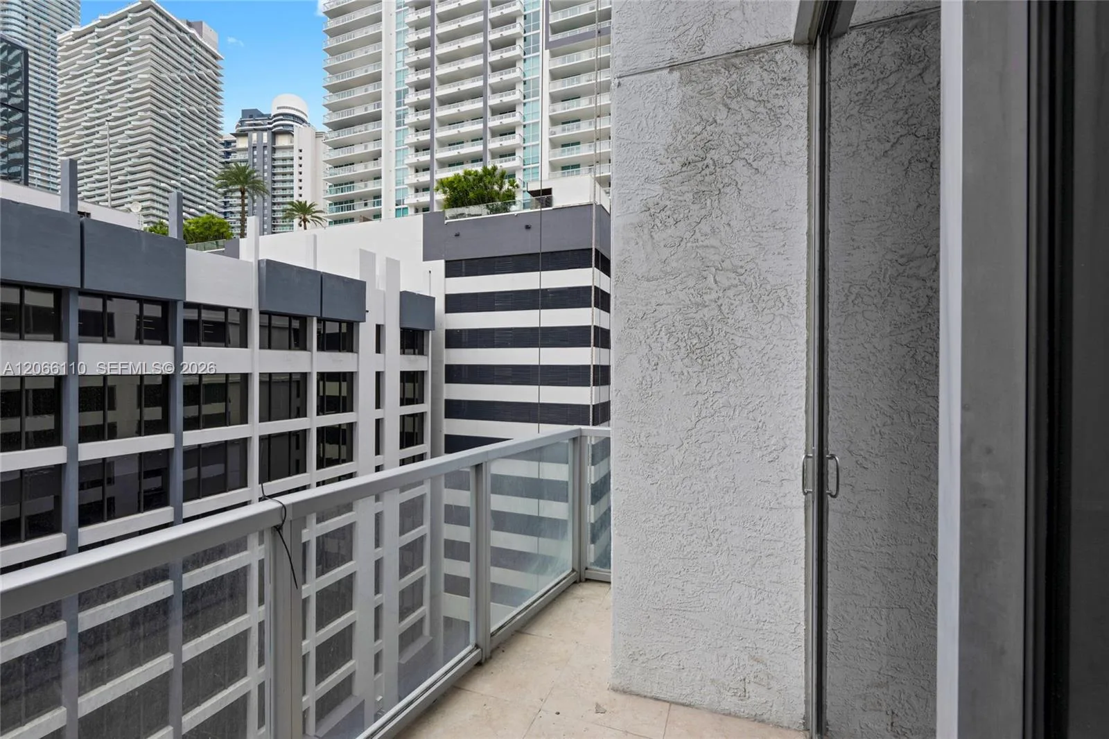 1060 Brickell Ave # 815, Miami, FL 33131 photo 9