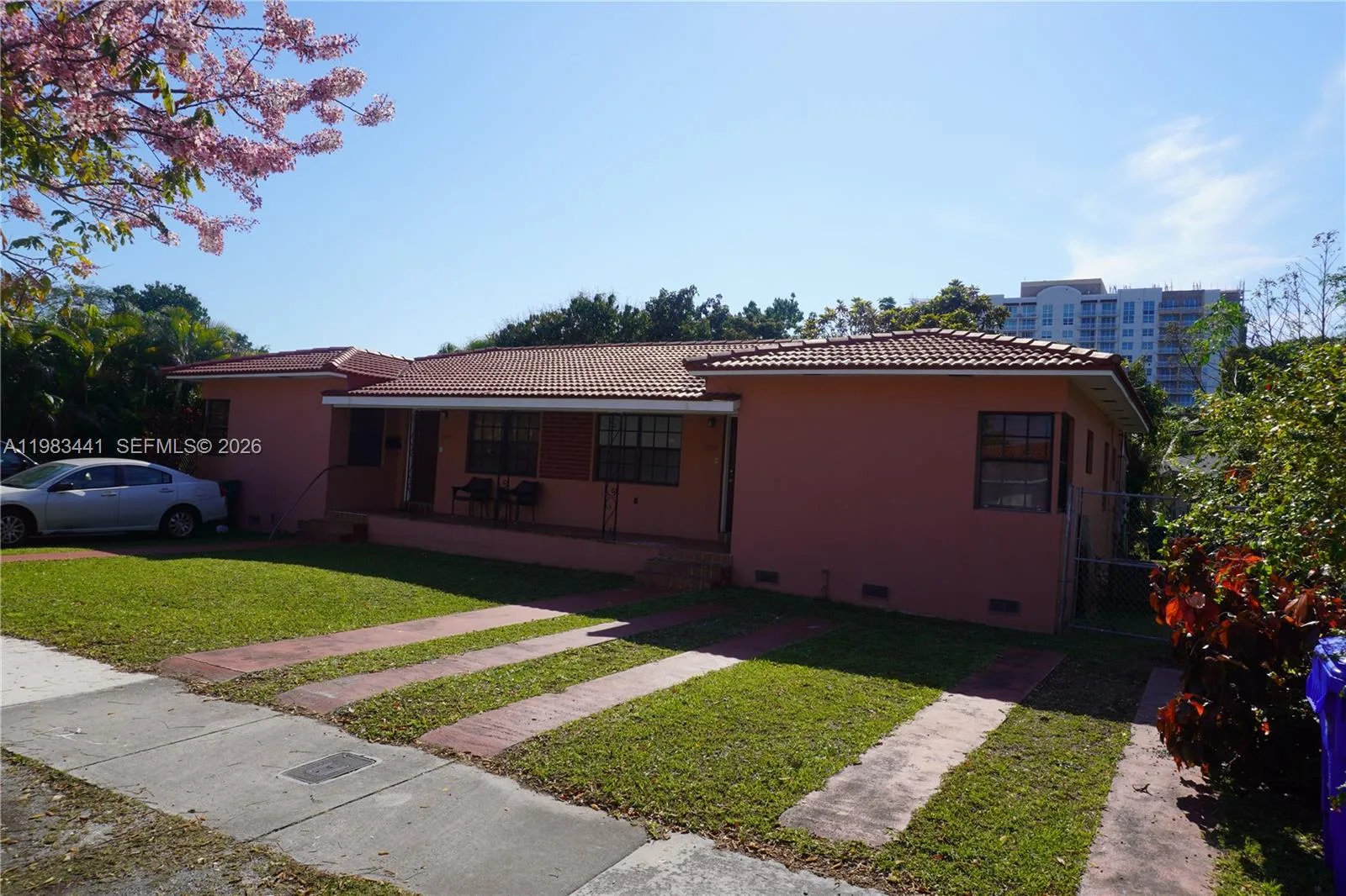 2660 SW 36th Ave, Miami, FL 33133 photo 2