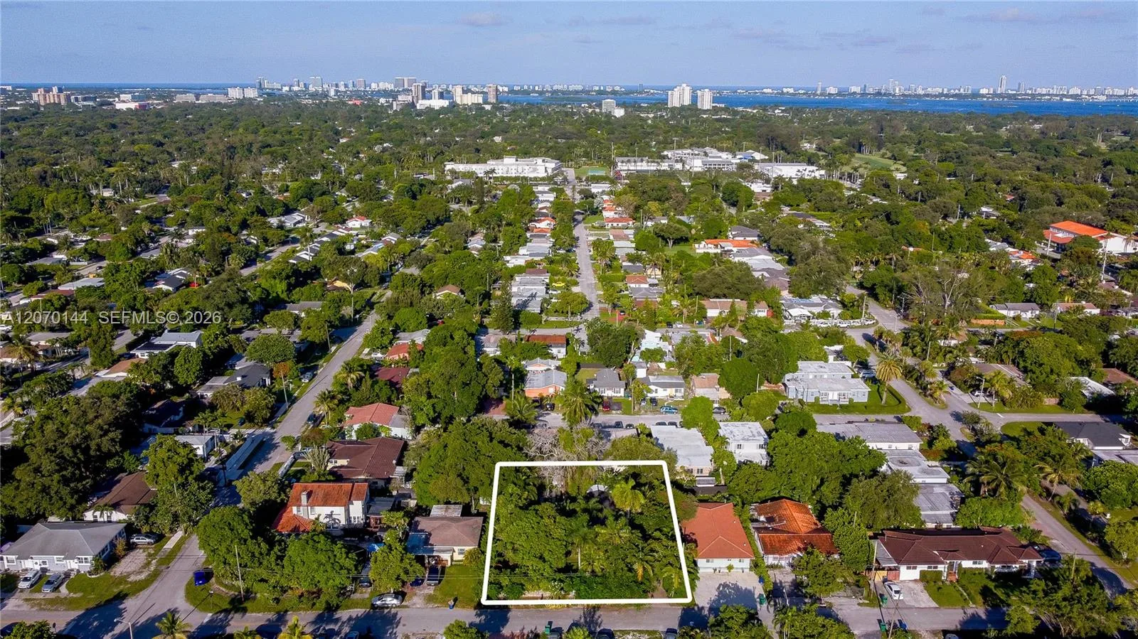 10901 NE 3rd Ave, Miami, FL 33161