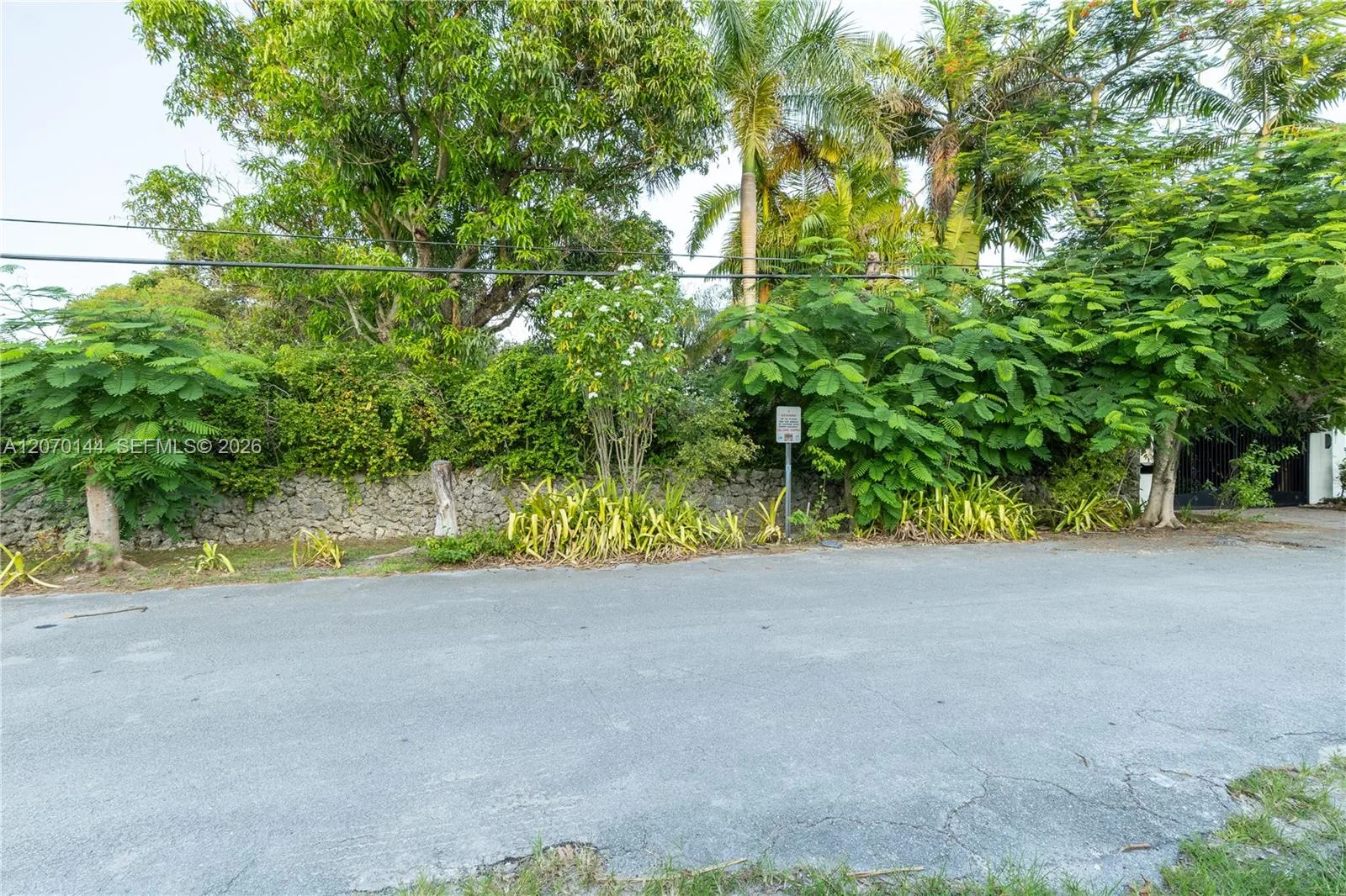 10901 NE 3rd Ave, Miami, FL 33161 photo 6