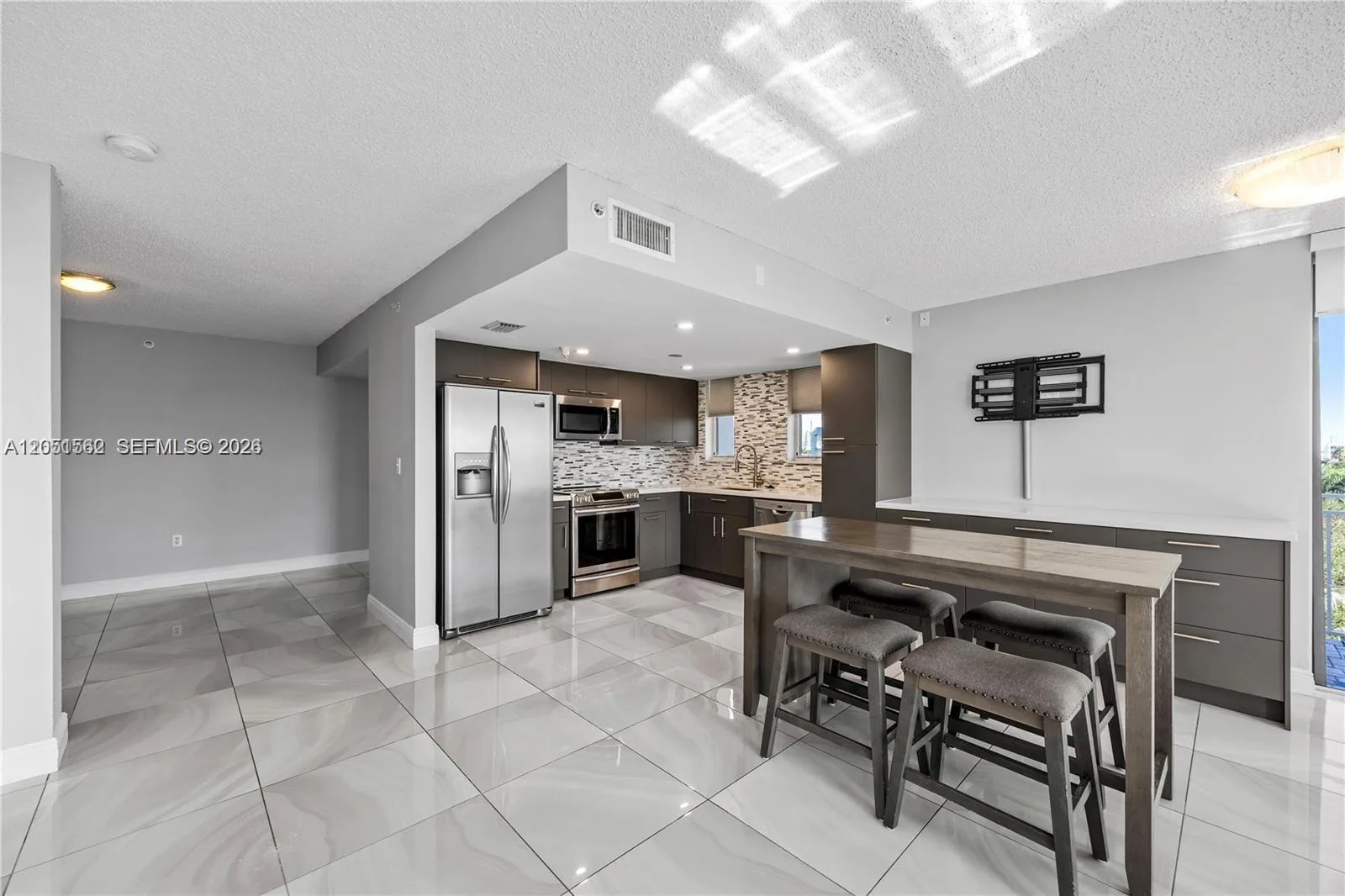 16590 NE 26th Ave # 502, North Miami Beach, FL 33160