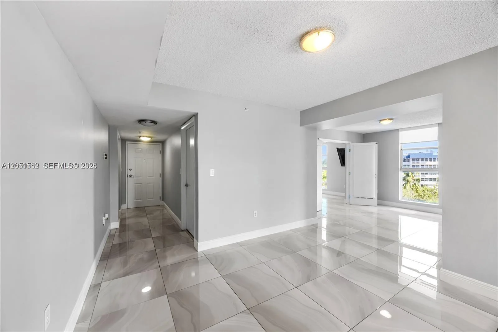 16590 NE 26th Ave # 502, North Miami Beach, FL 33160 photo 5