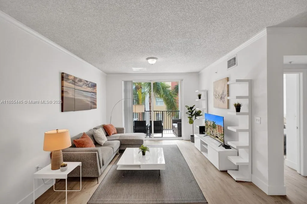 17100 N Bay Rd # 1511, Sunny Isles Beach, FL 33160