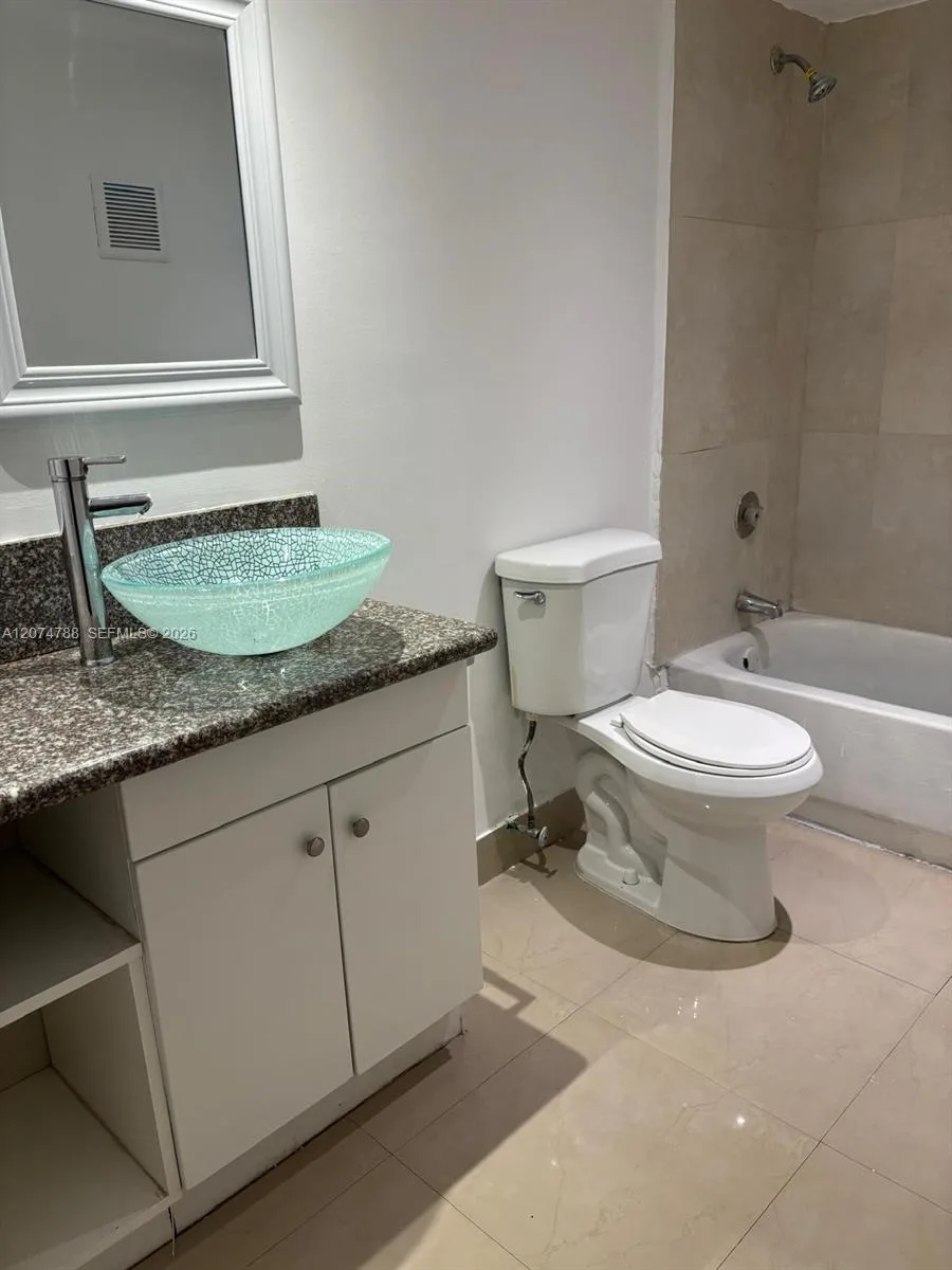 6990 NW 186th St # 4-515, Hialeah, FL 33015 photo 10