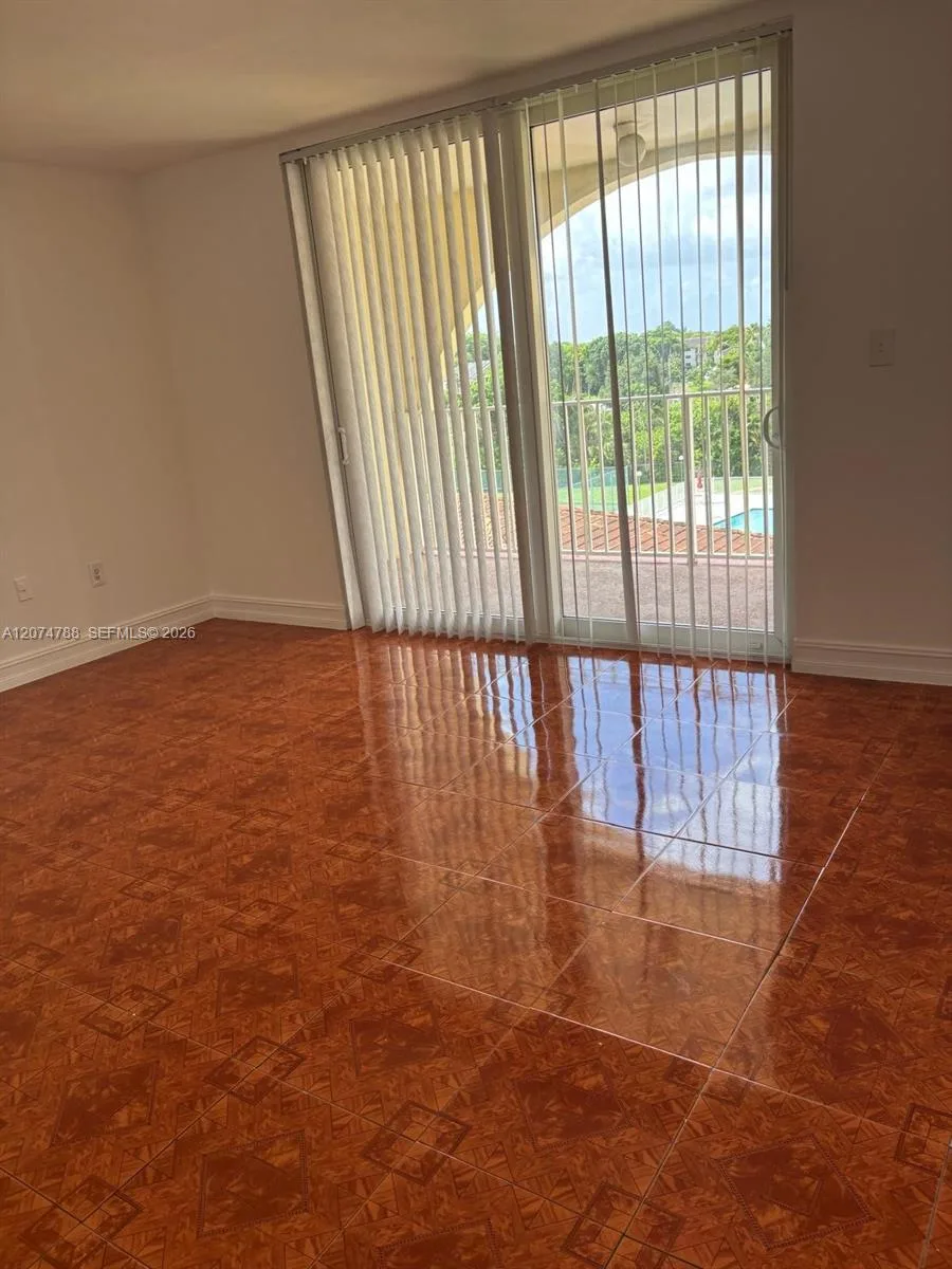 6990 NW 186th St # 4-515, Hialeah, FL 33015 photo 4