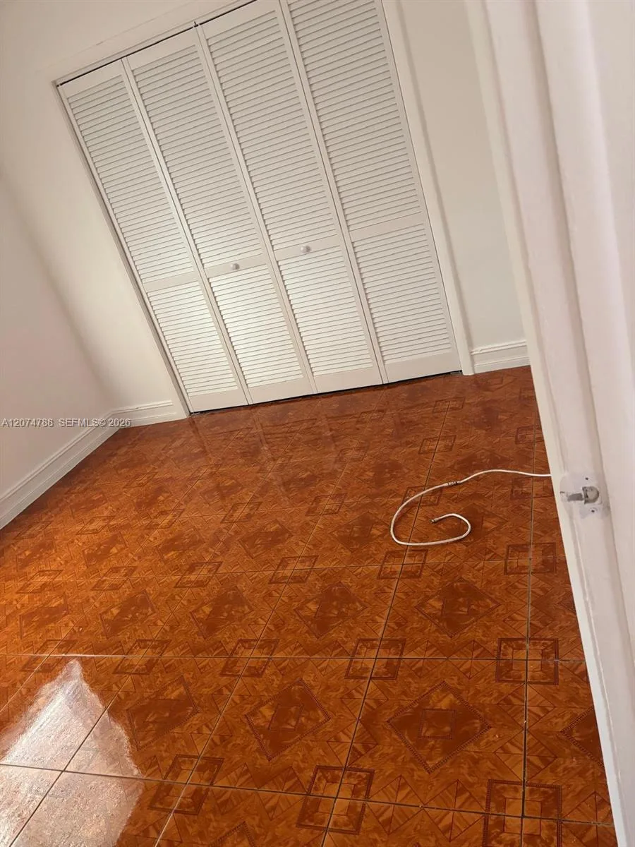 6990 NW 186th St # 4-515, Hialeah, FL 33015 photo 6