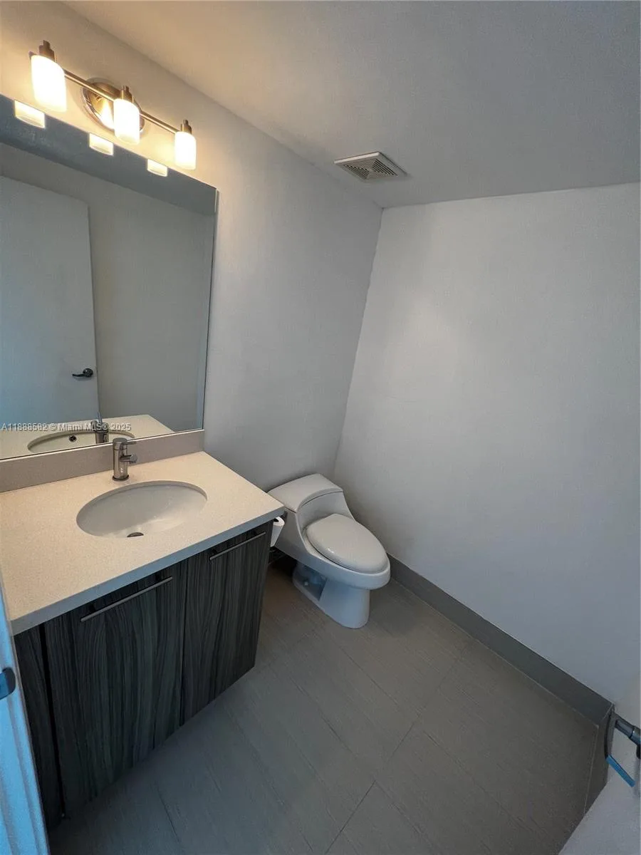 6700 Indian Creek Dr # 807, Miami Beach, FL 33141 photo 13