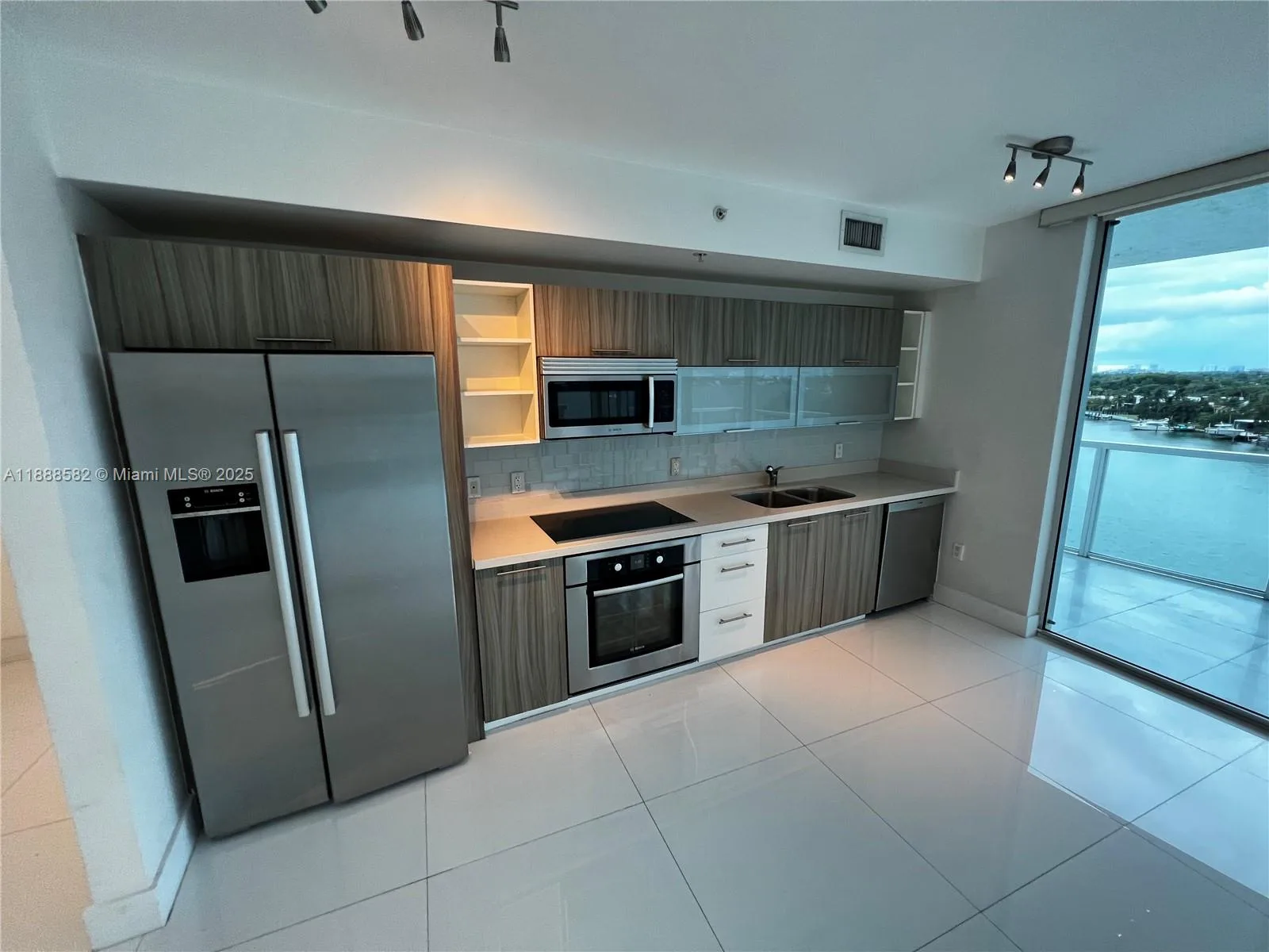 6700 Indian Creek Dr # 807, Miami Beach, FL 33141 photo 7