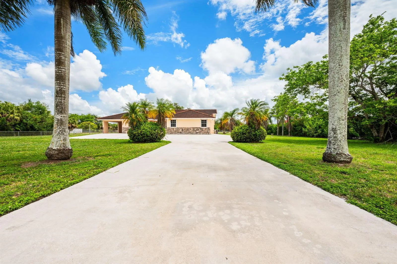 19340 SW 190th Street, Miami, FL 33187 photo 5