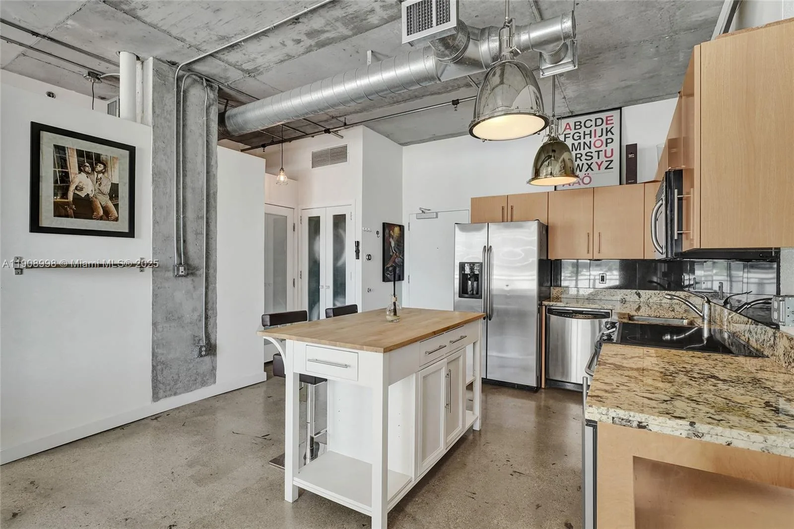 444 NE 30th St # 1007, Miami, FL 33137 photo 2