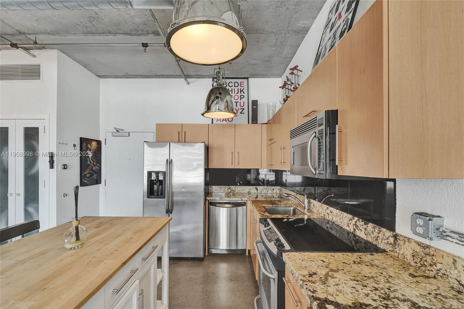 444 NE 30th St # 1007, Miami, FL 33137 photo 9