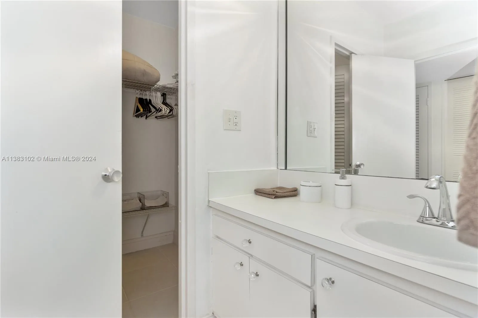 100 Lincoln Rd # 306, Miami Beach, FL 33139 photo 12