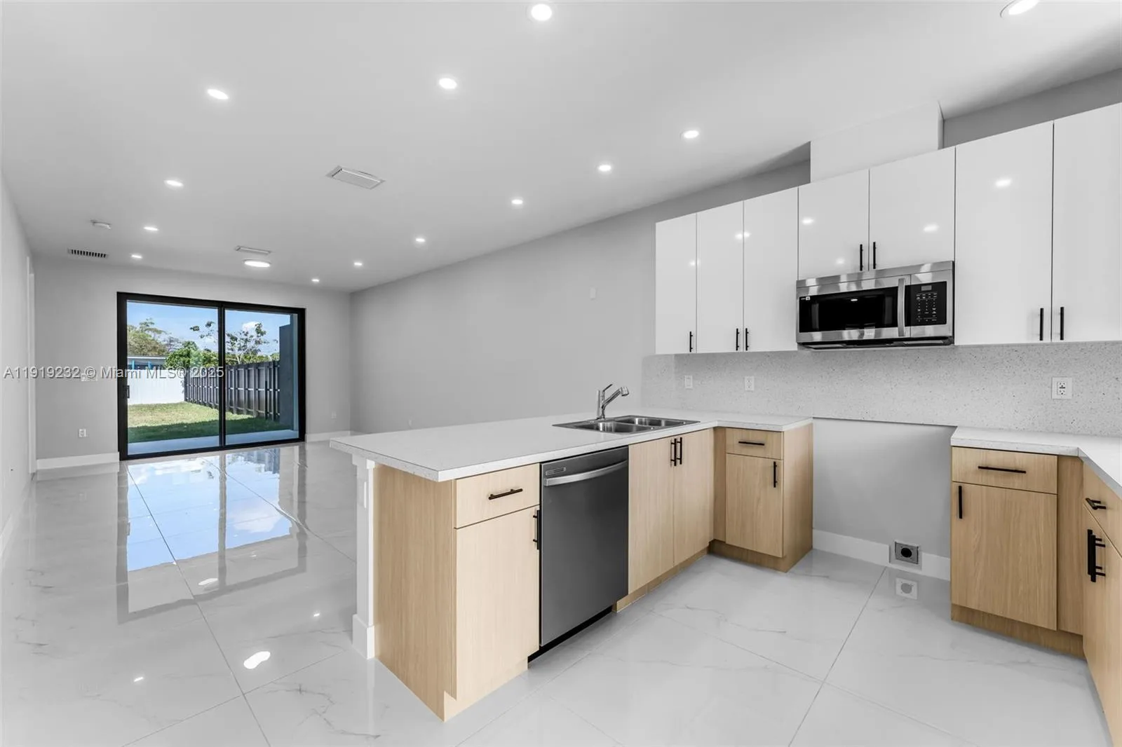 12389 SW 220 ST, Miami, FL 33170 photo 3