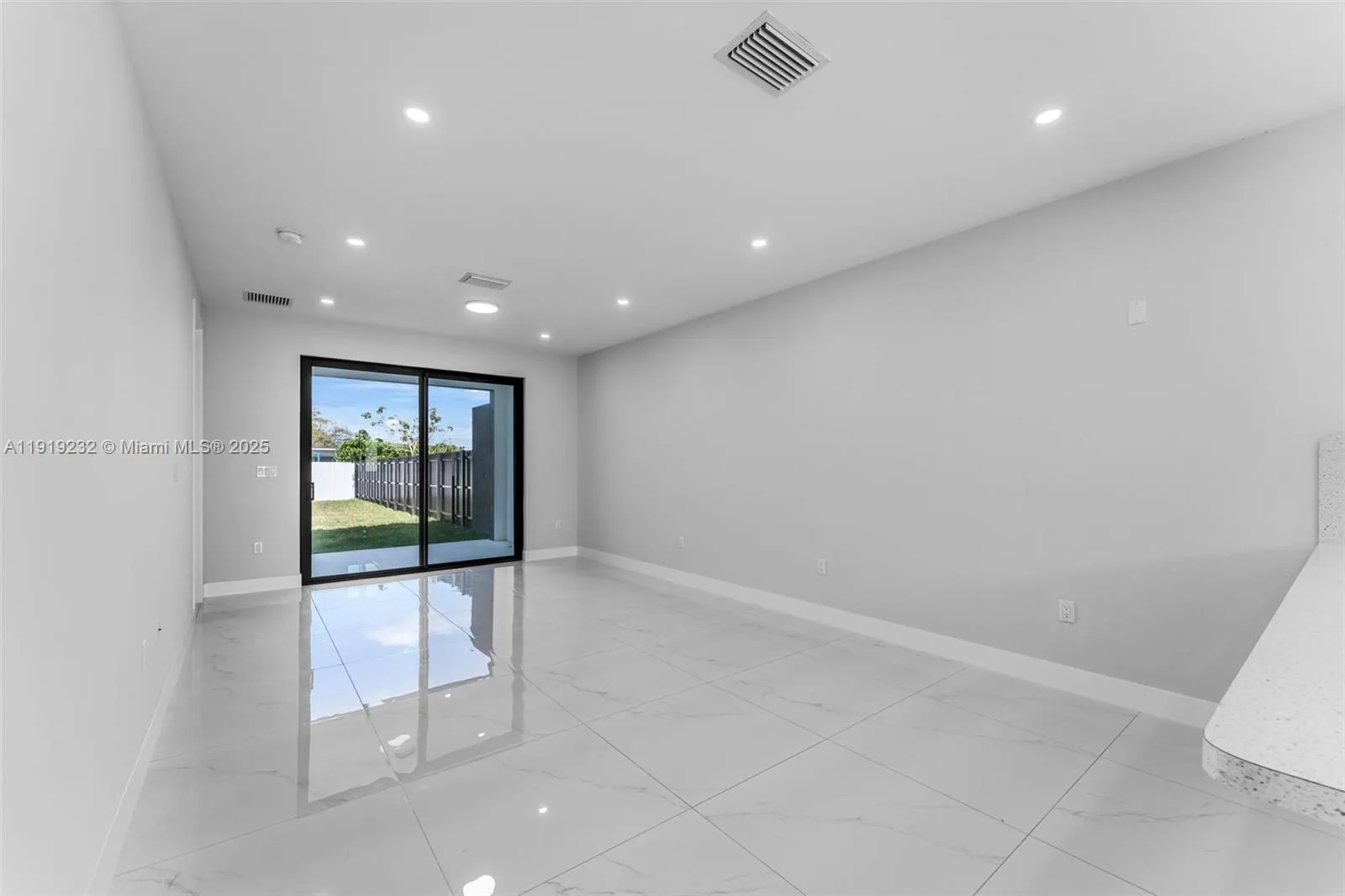 12389 SW 220 ST, Miami, FL 33170 photo 5