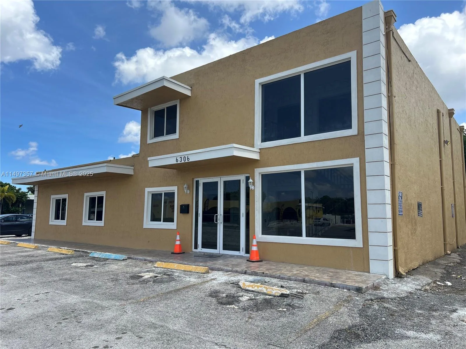 6300 Pembroke Rd, Miramar, FL 33023