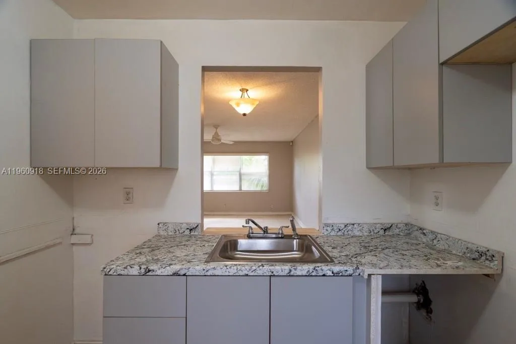 550 SE 2nd Ave # G25, Deerfield Beach, FL 33441 photo 5