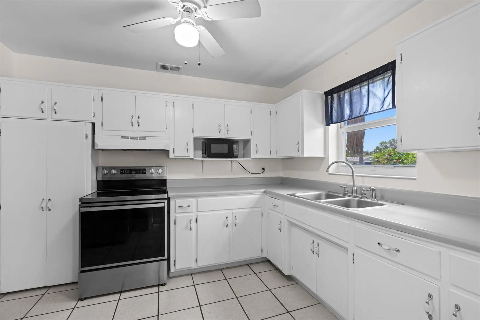1054 OLD BOYNTON Road, Boynton Beach, FL 33426 photo 6