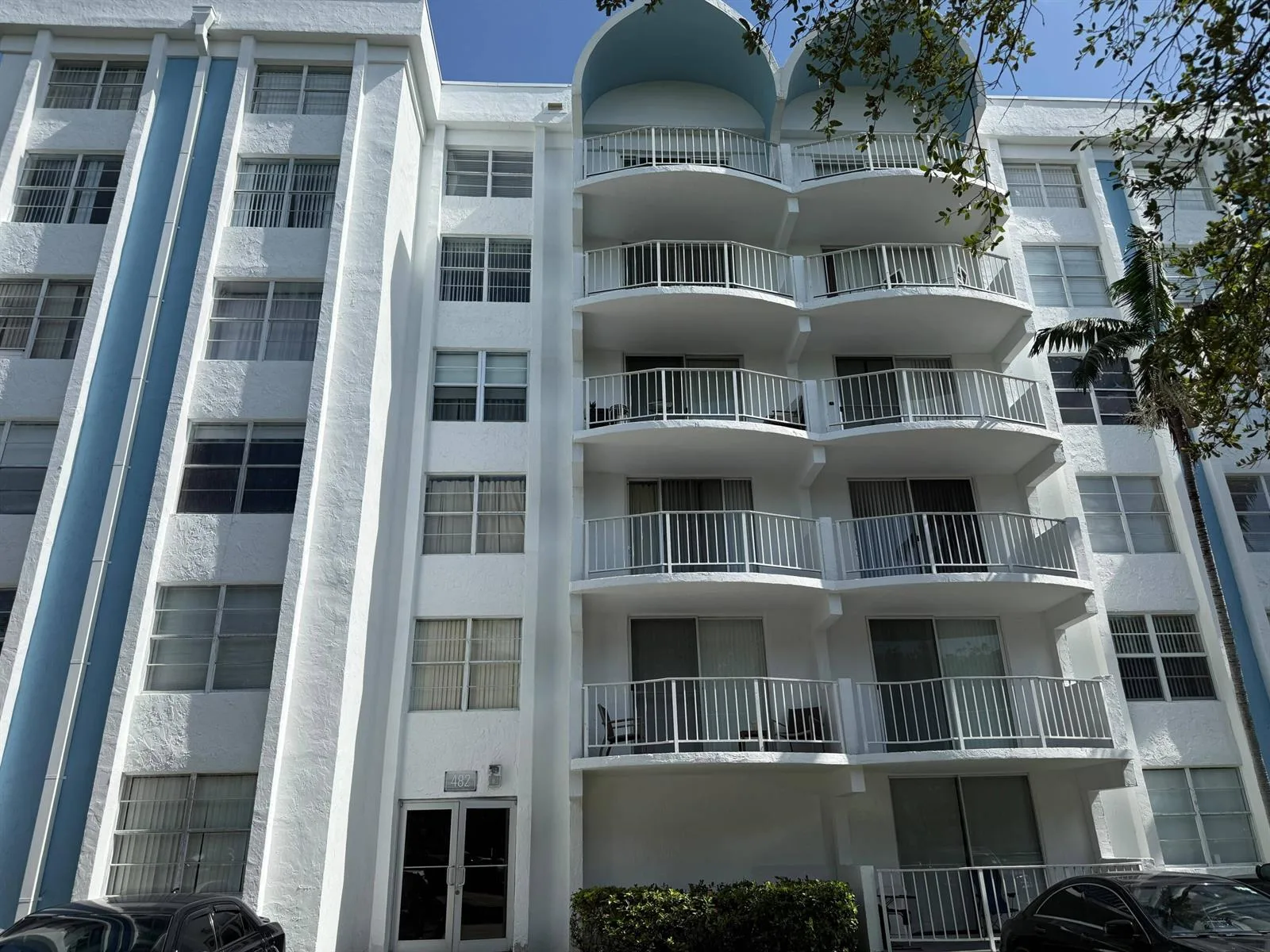 482 NW 165TH ST Road # A-301, Miami, FL 33169