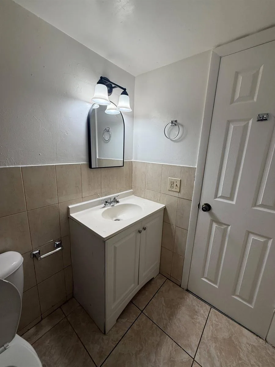 482 NW 165TH ST Road # A-301, Miami, FL 33169 photo 10