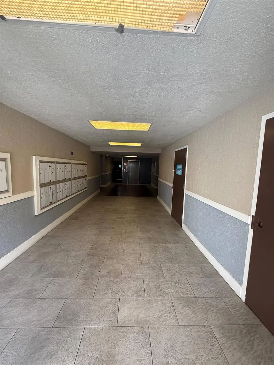 482 NW 165TH ST Road # A-301, Miami, FL 33169 photo 4