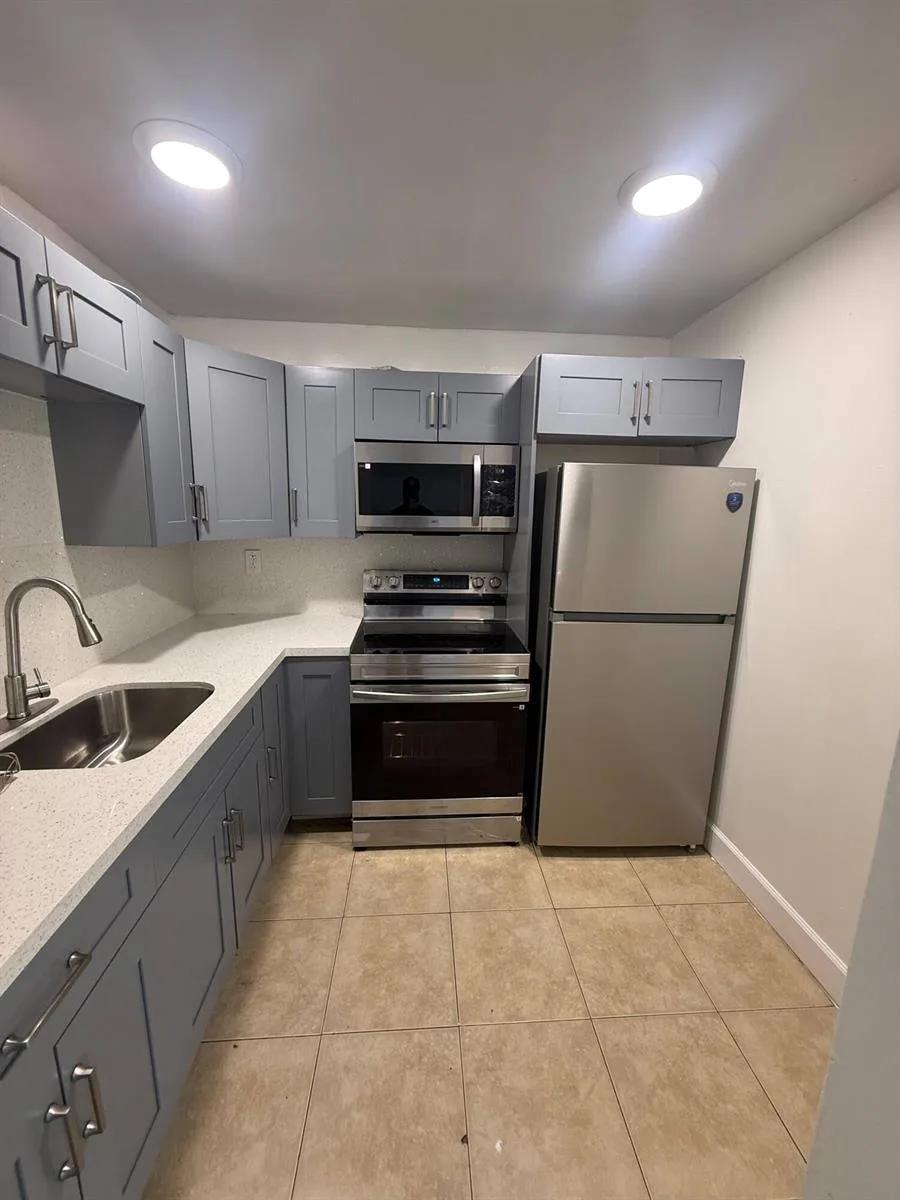 482 NW 165TH ST Road # A-301, Miami, FL 33169 photo 7