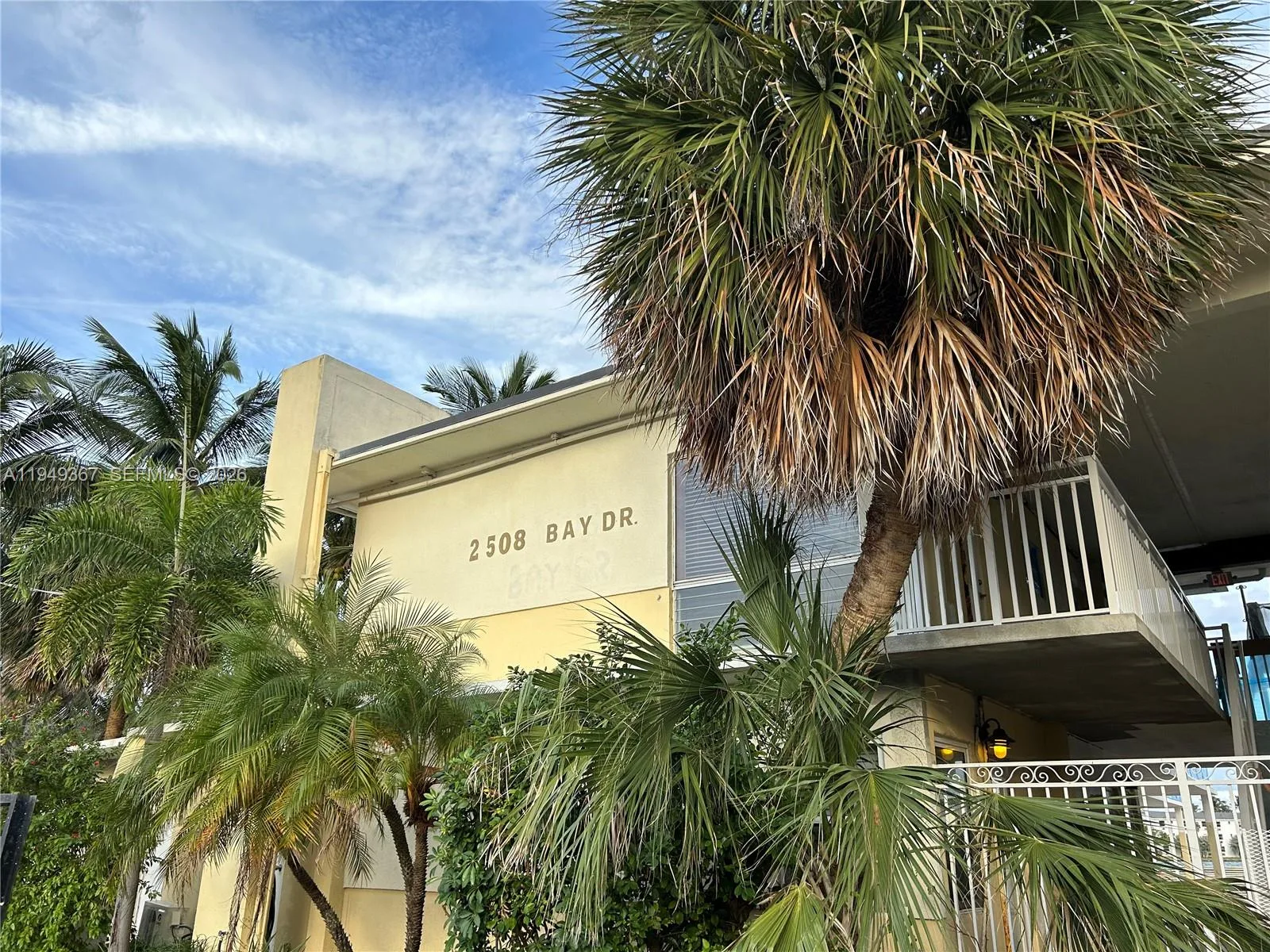 2508 Bay Dr # 12, Pompano Beach, FL 33062 photo 4