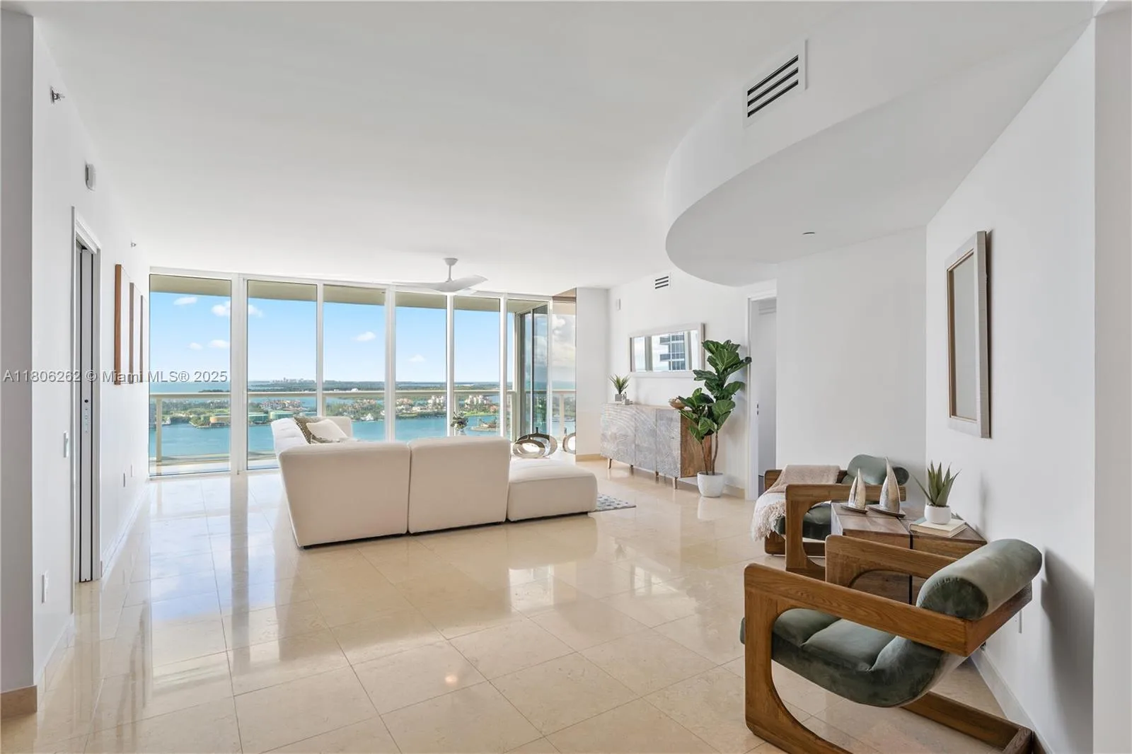 450 Alton Rd # 2703, Miami Beach, FL 33139 photo 4