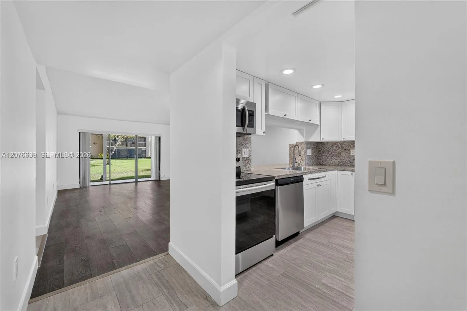 8415 SW 107th Ave # 143W, Miami, FL 33173 photo 3