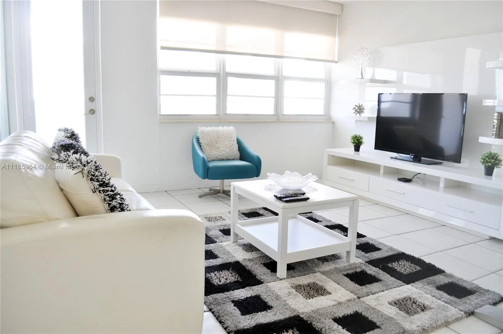 100 Lincoln Rd # 910, Miami Beach, FL 33139
