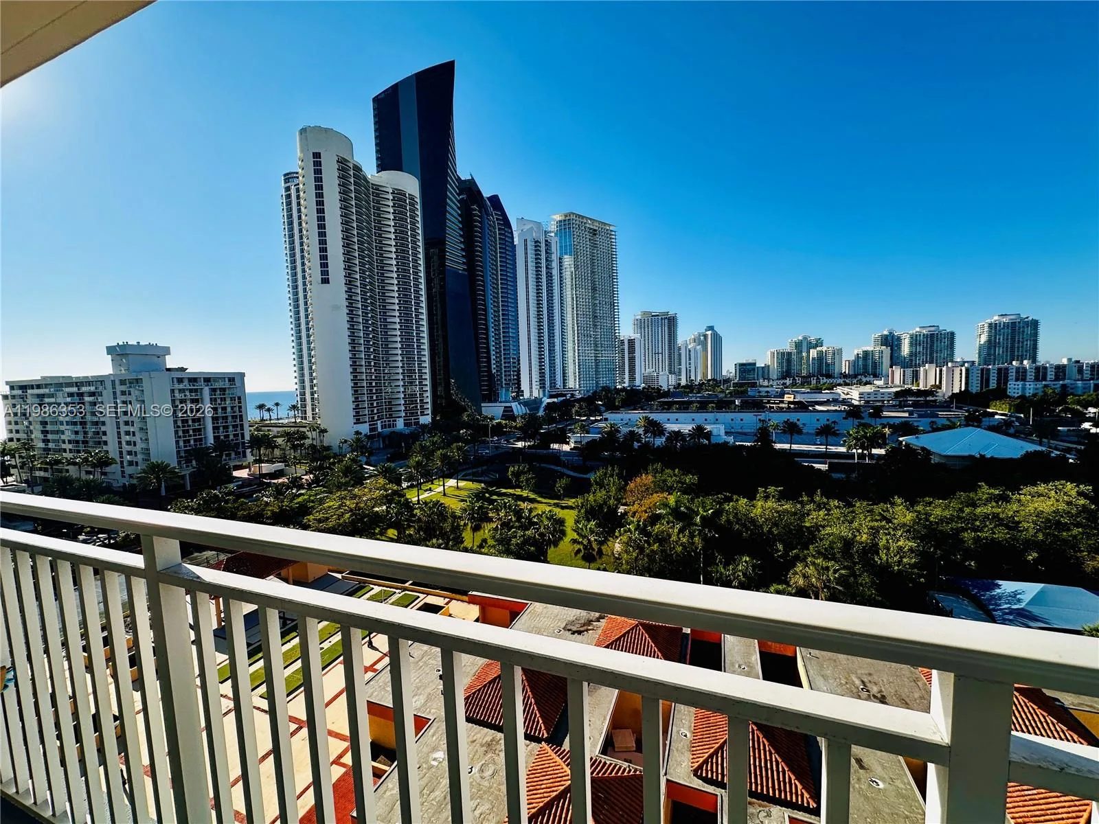 210 174th St # 1104, Sunny Isles Beach, FL 33160 photo 3