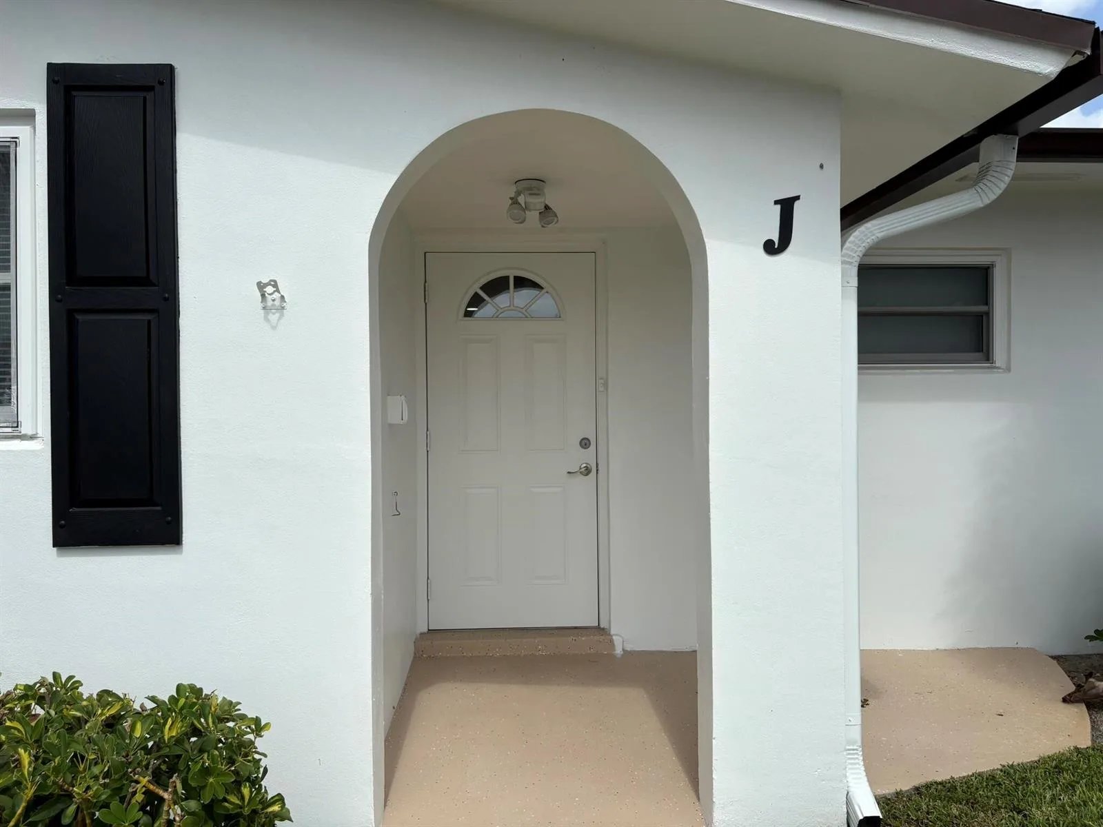 2930 CROSLEY Drive E # J, West Palm Beach, FL 33415 photo 2