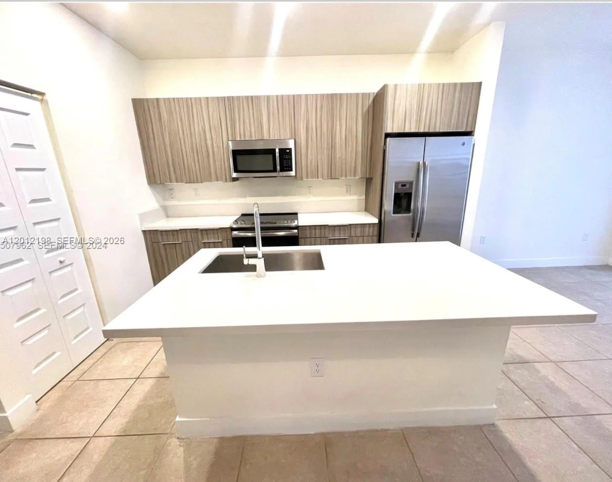 9083 NW 159th St # 9083, Miami Lakes, FL 33018 photo 5