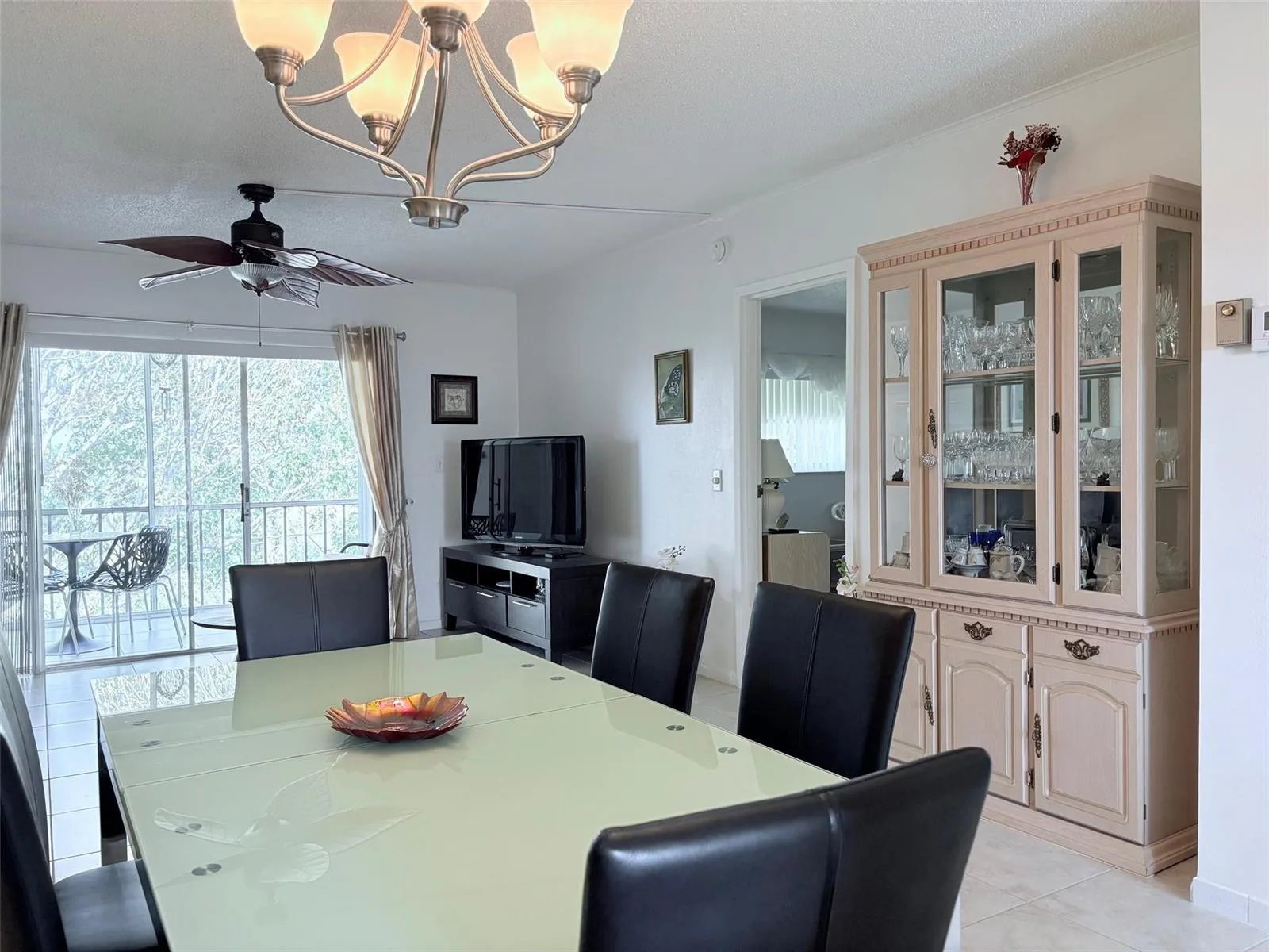 1055 Country Club Drive # 404, Margate, FL 33063 photo 8
